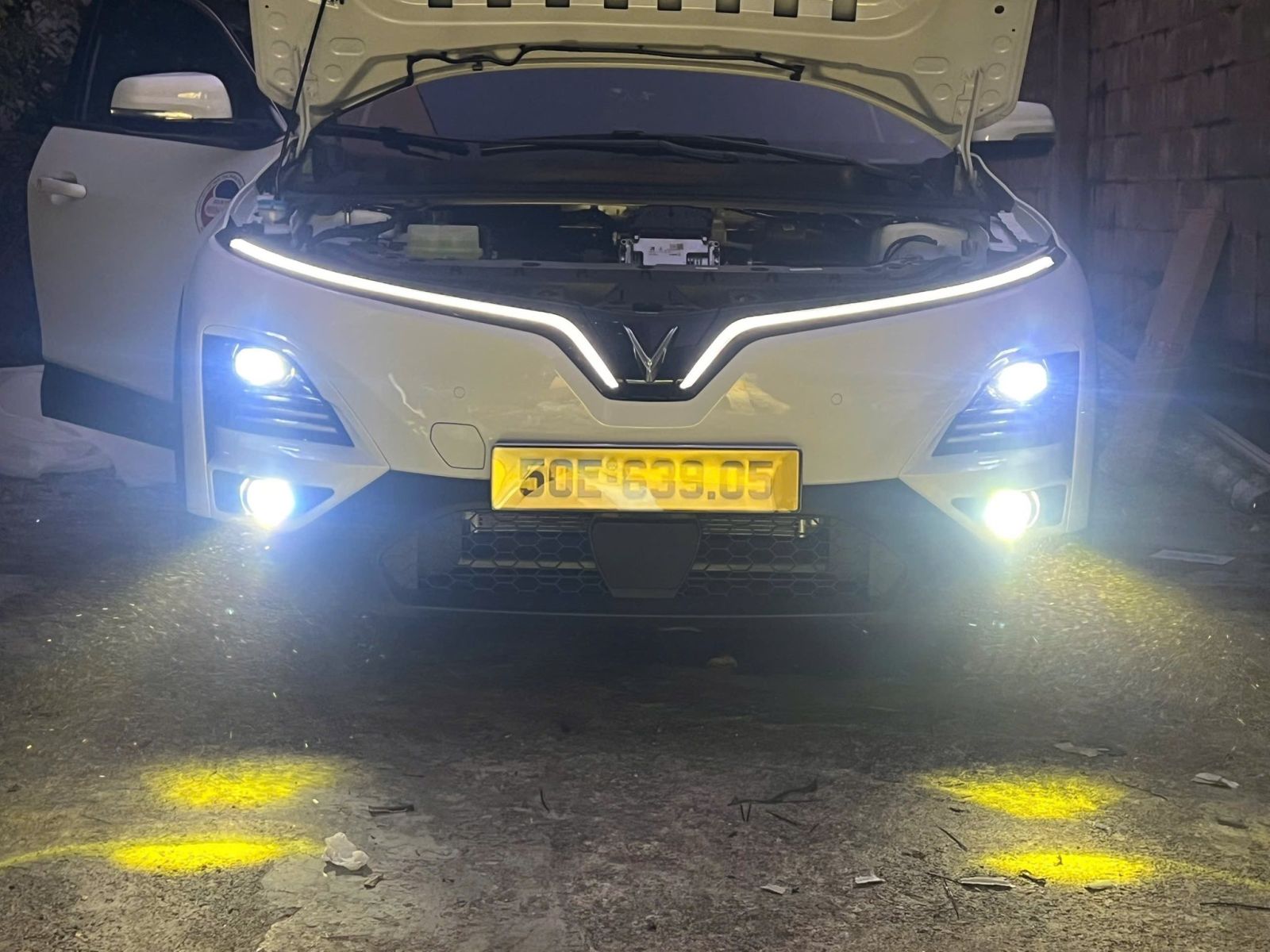 Độ đèn xe Vinfast tại Auto 60S